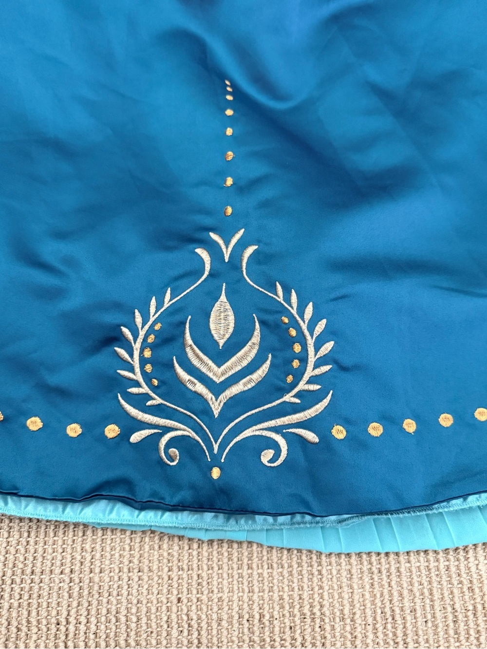 Girls Disney Frozen Princess Costume Dress, Size 5/6 - Picture 2 of 7